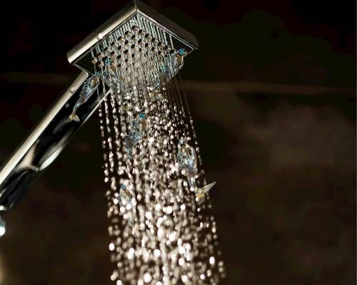 How to Fix A Leaking Shower Head: 6 Different Ways to Try