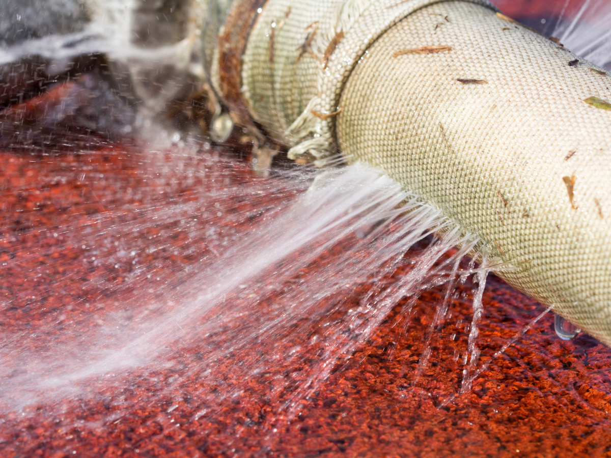 Dealing With A Leaking Sewer Pipe in the Basement