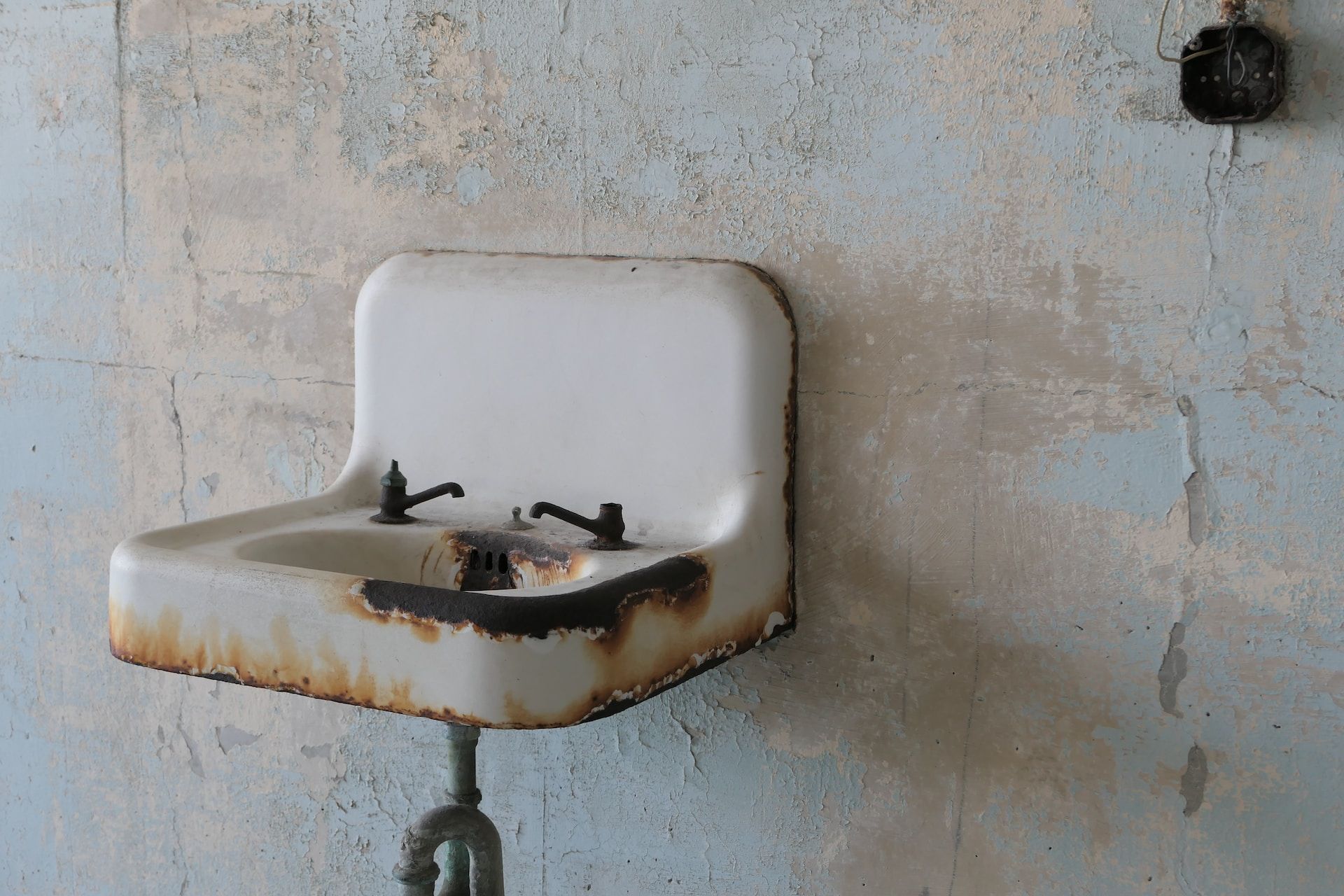 rusty water - full speed plumbing