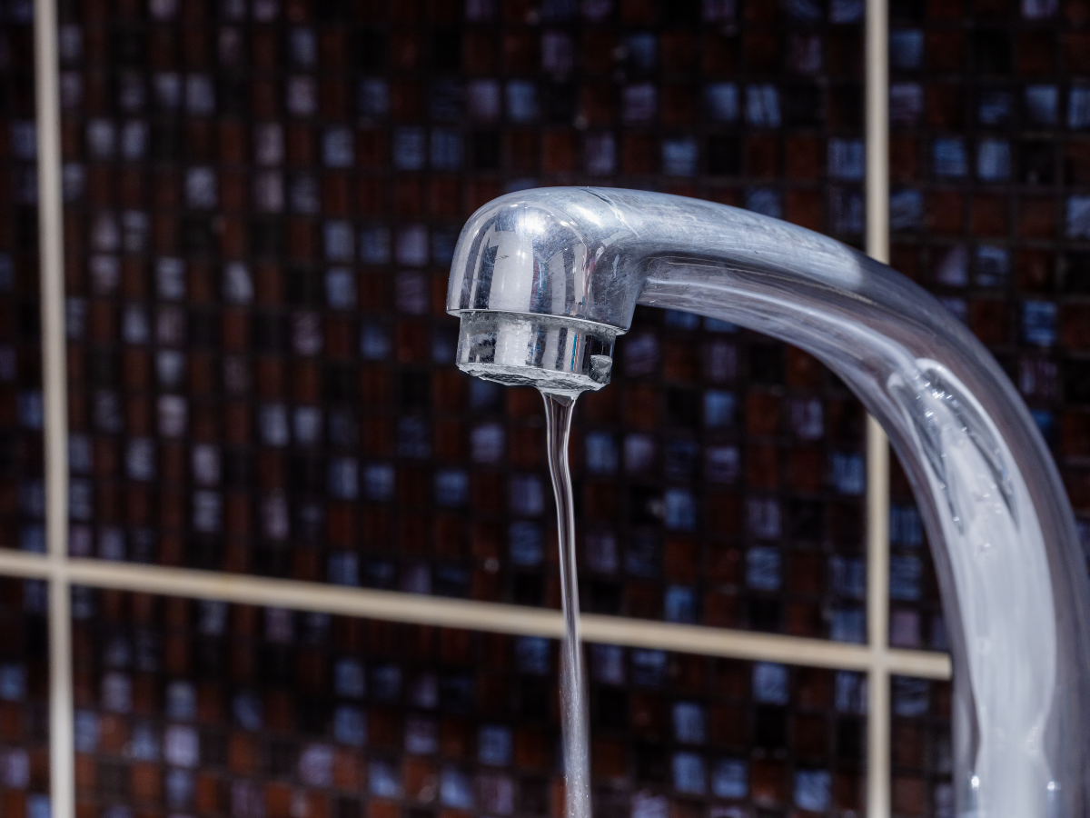 Low Water Pressure in Bathroom Sink: Causes & Fixes